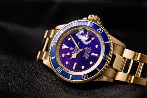 rolex gold symbols.